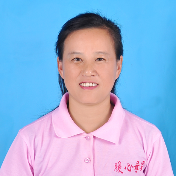 高級(jí)育嬰師——李娜