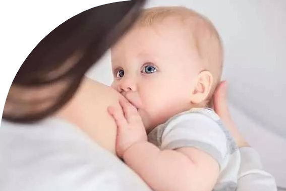 為什么母乳寶寶長得小，奶粉寶寶長的胖大？